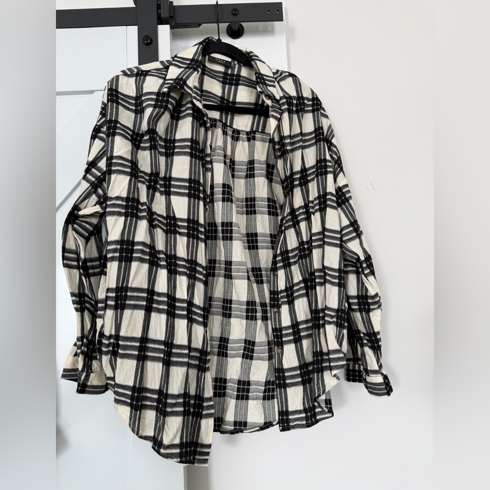 Vici Black and White Plaid Button Down Shirt